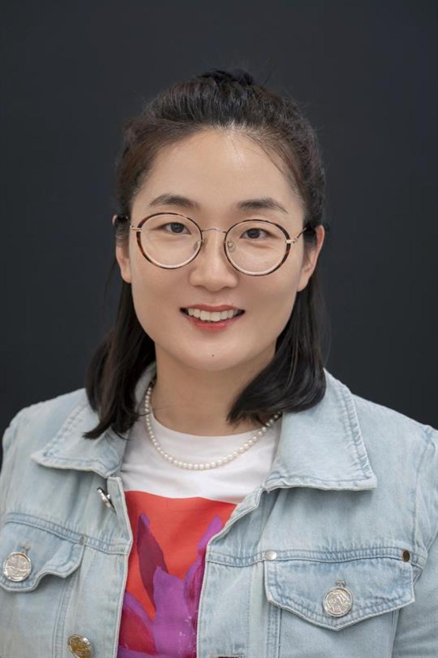 Dr. Jingxiu Wang